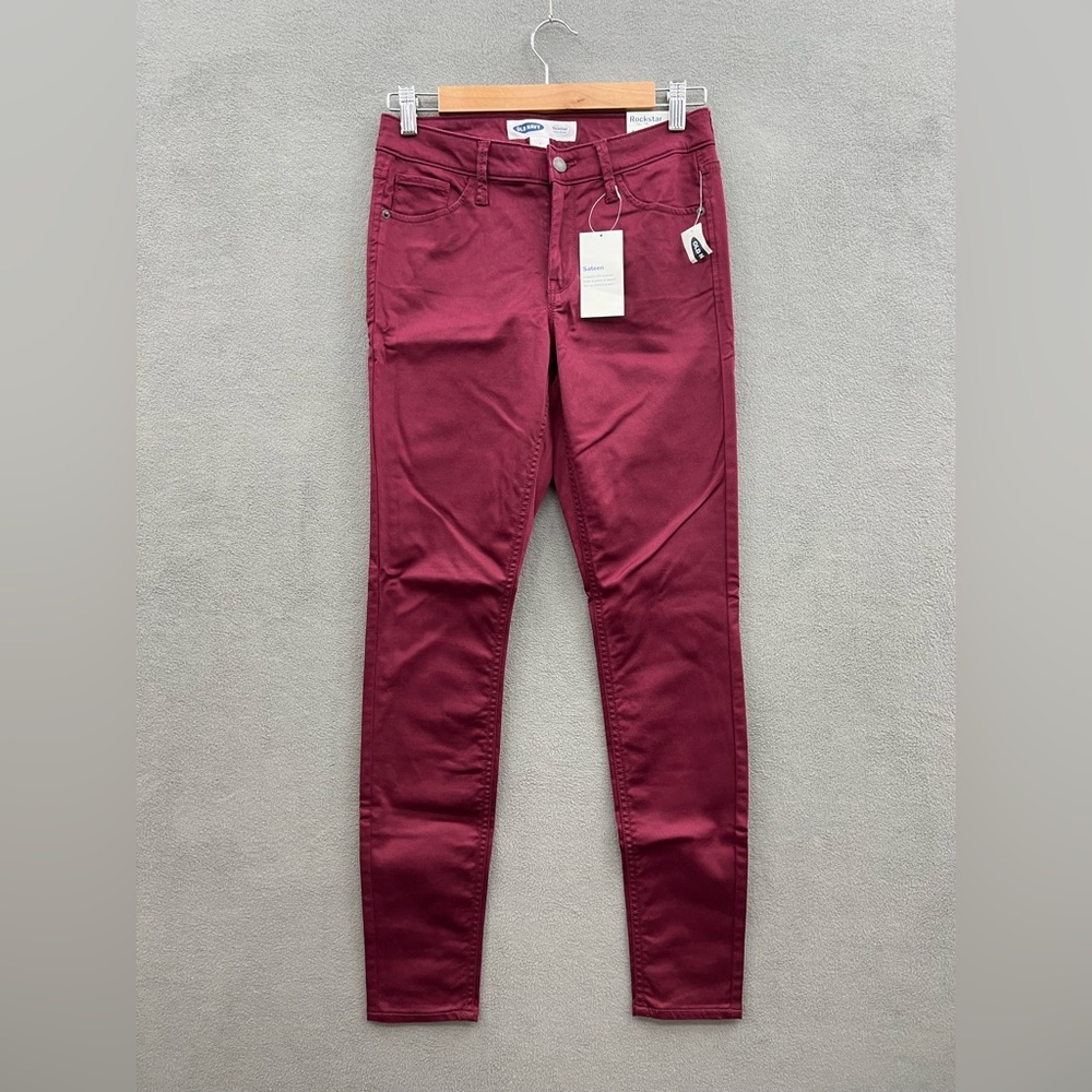 Old Navy Women’s Size 4 The Rock Star Skinny Regular Fit Burgundy Sateen